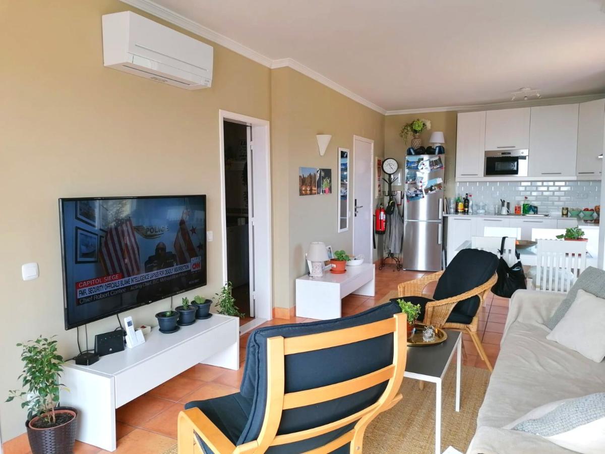לאגוּ‏ש Sweden Apartment - Top Floor One Bedroom With Sea Views - Rs מראה חיצוני תמונה